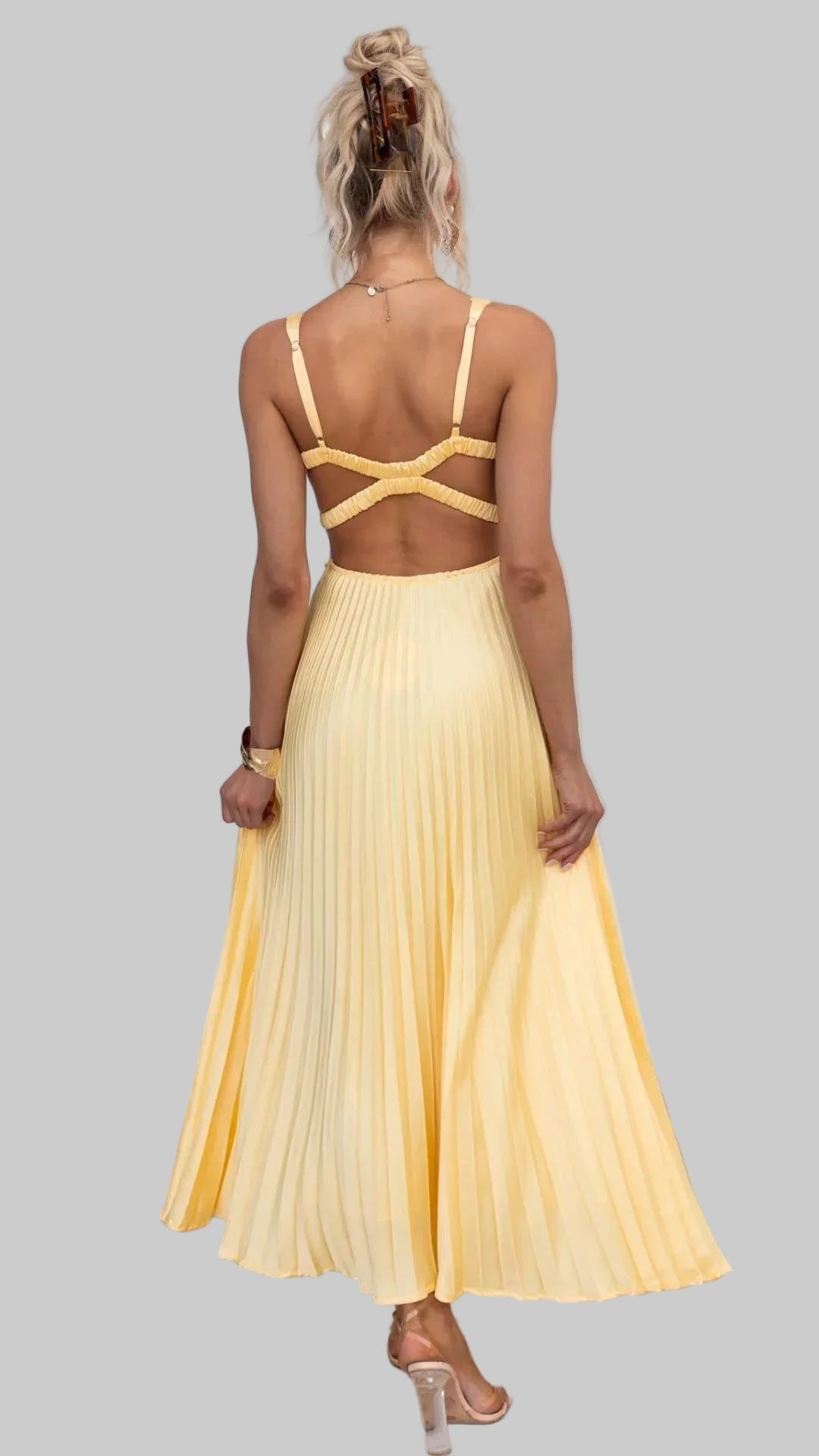 Women's Sleeveless Pleated Maxi Dress with V-Neckline